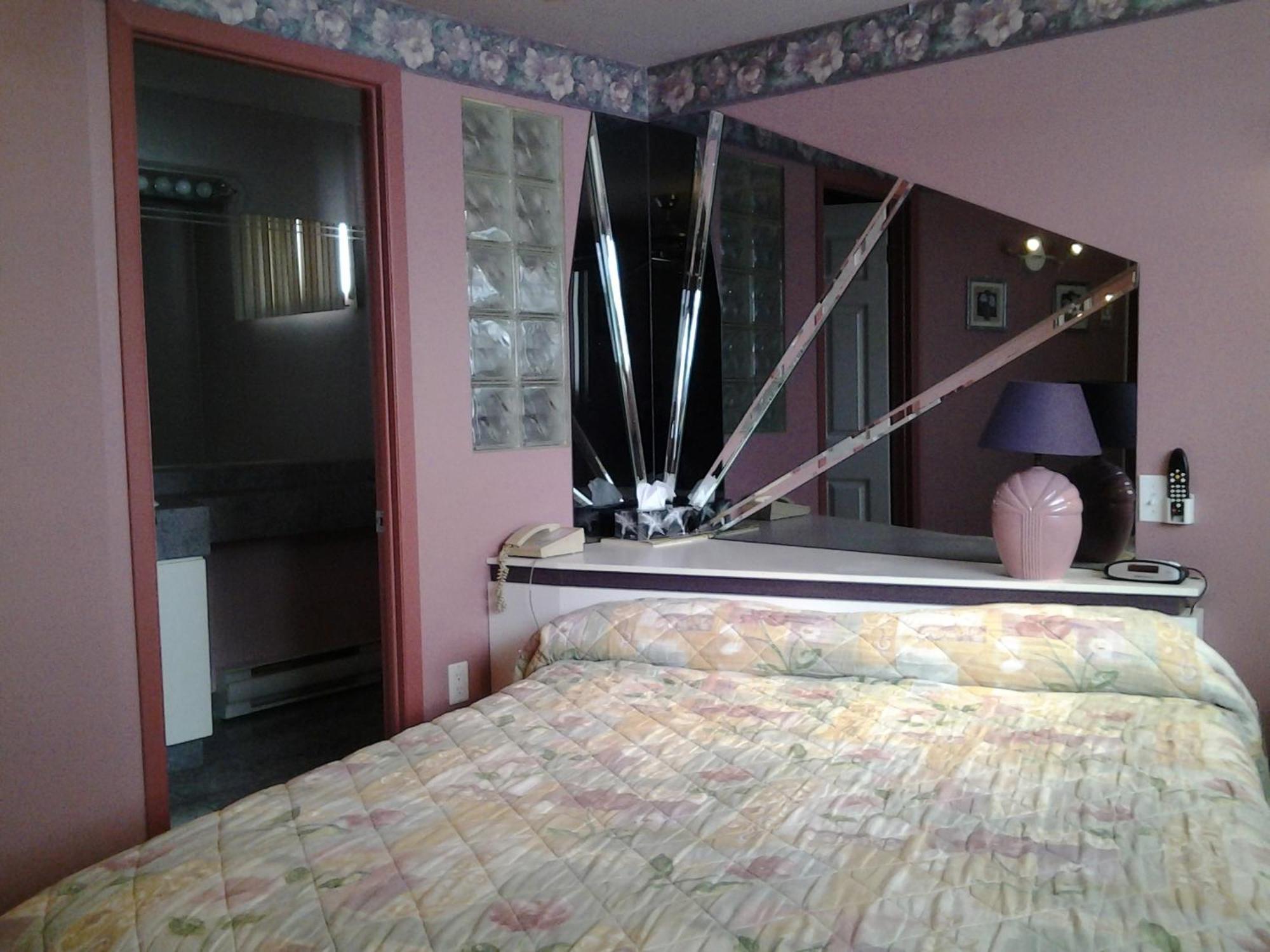 Motel Normandie Louiseville Zimmer foto
